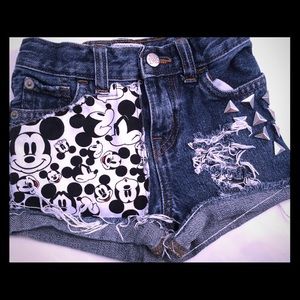 Wild Rich Kids Mickey Mouse Disney Shorts